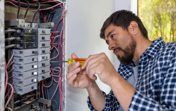 Best Affordable Electrician  in East Hazel Crest, IL